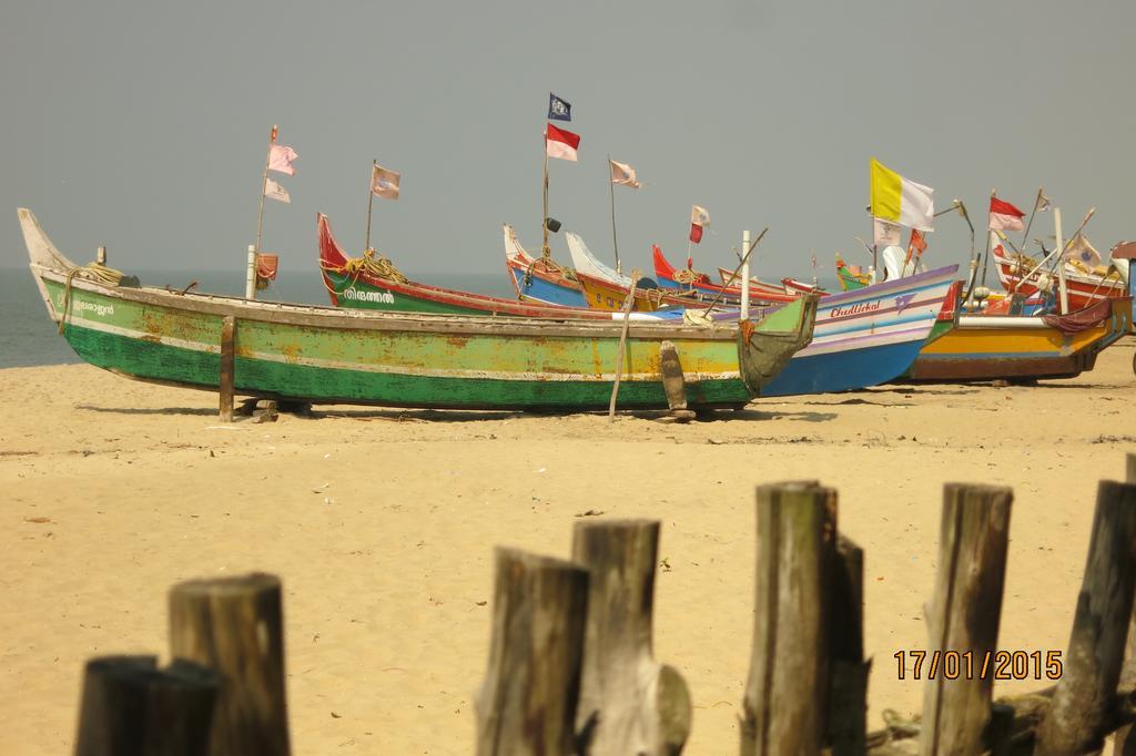 Marari Secret Beach Yoga Homestay Mararikulam Bagian luar foto
