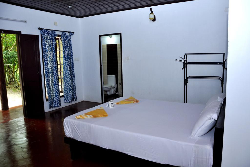 Marari Secret Beach Yoga Homestay Mararikulam Bagian luar foto