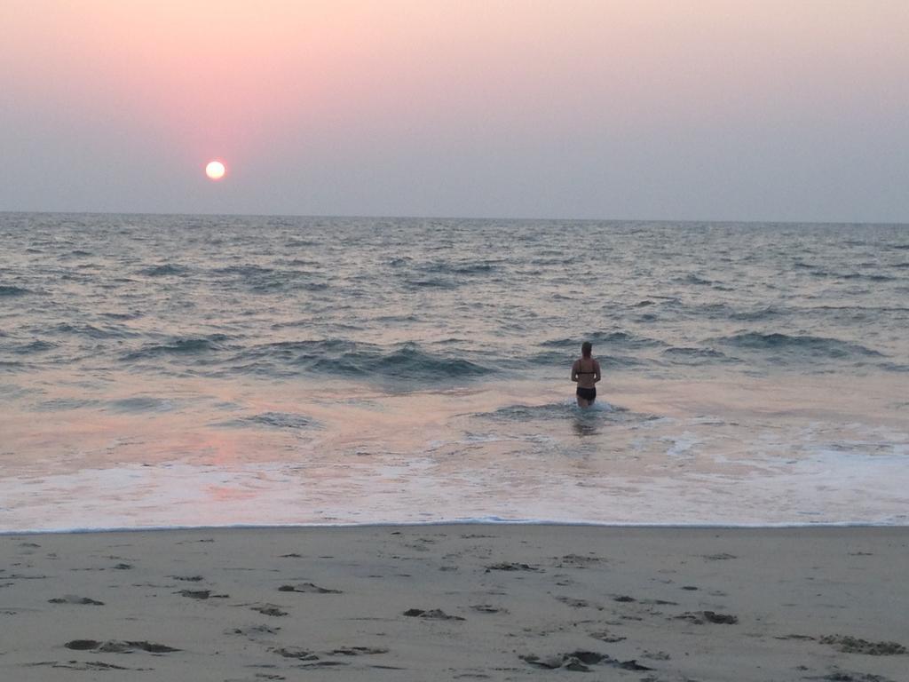 Marari Secret Beach Yoga Homestay Mararikulam Bagian luar foto