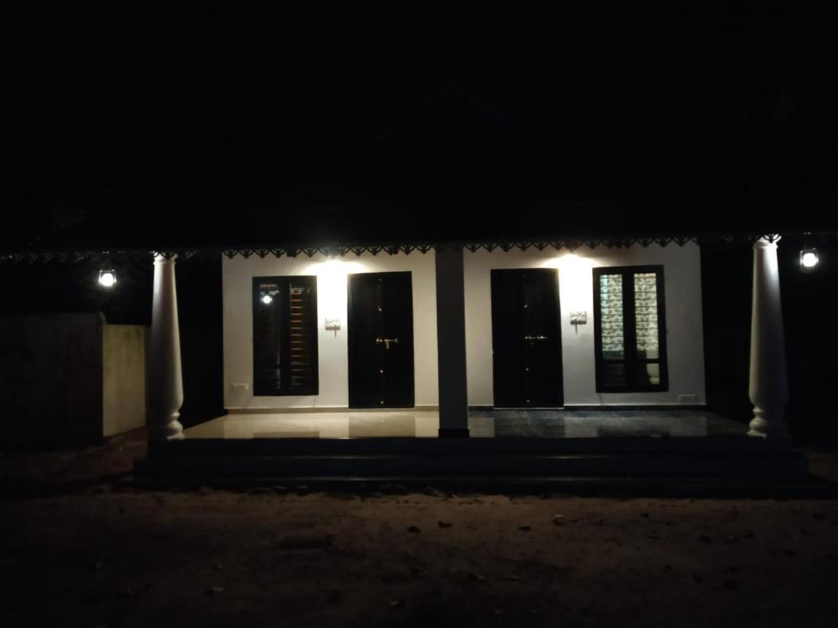 Marari Secret Beach Yoga Homestay Mararikulam Bagian luar foto